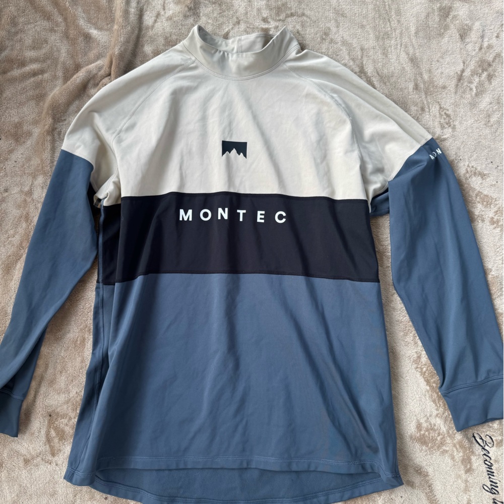 Montec Mid Layer